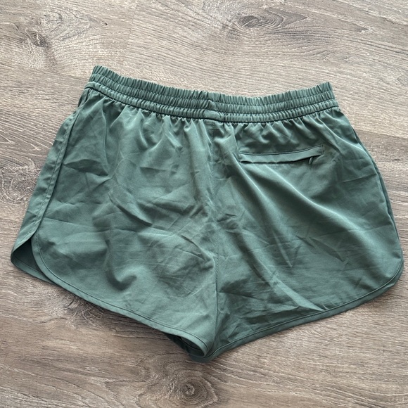 PINK
TECH STRETCH RUNNING SHORTS - Picture 2 of 2